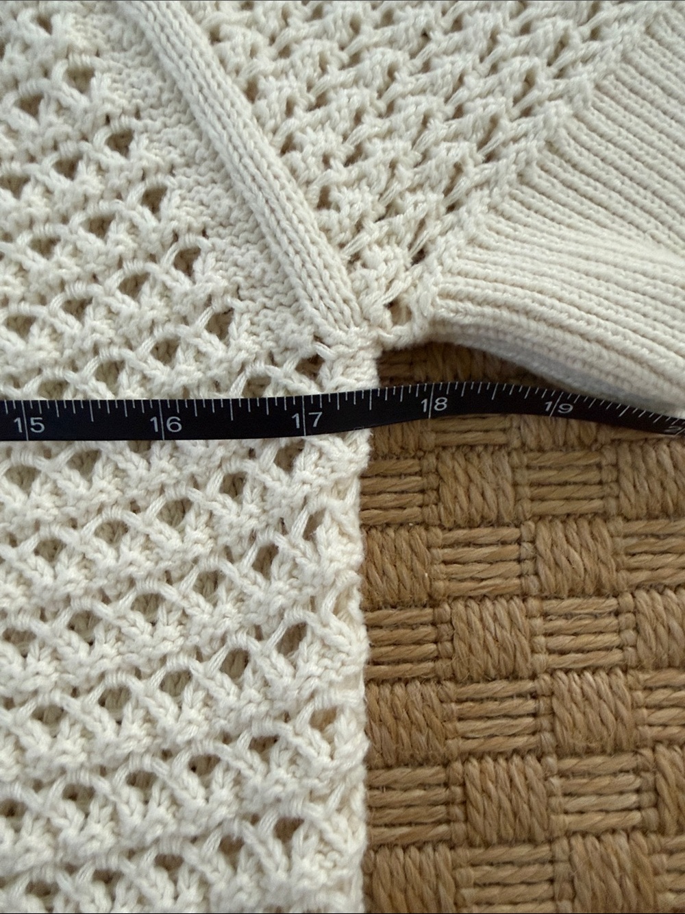 Varley Alva Crochet Knit Top Medium - Picture 5 of 6